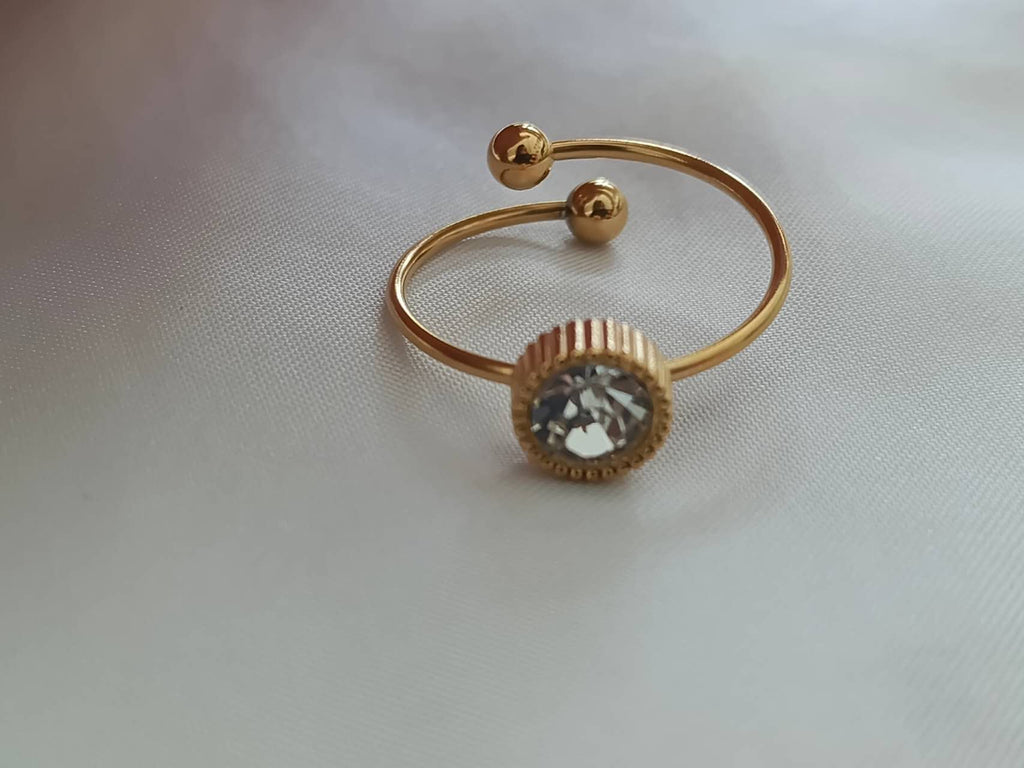 Set de joyas collar ajustable con colgante redonda circonita y anillo a juego de acero inoxidable oro 18K PVD waterproof