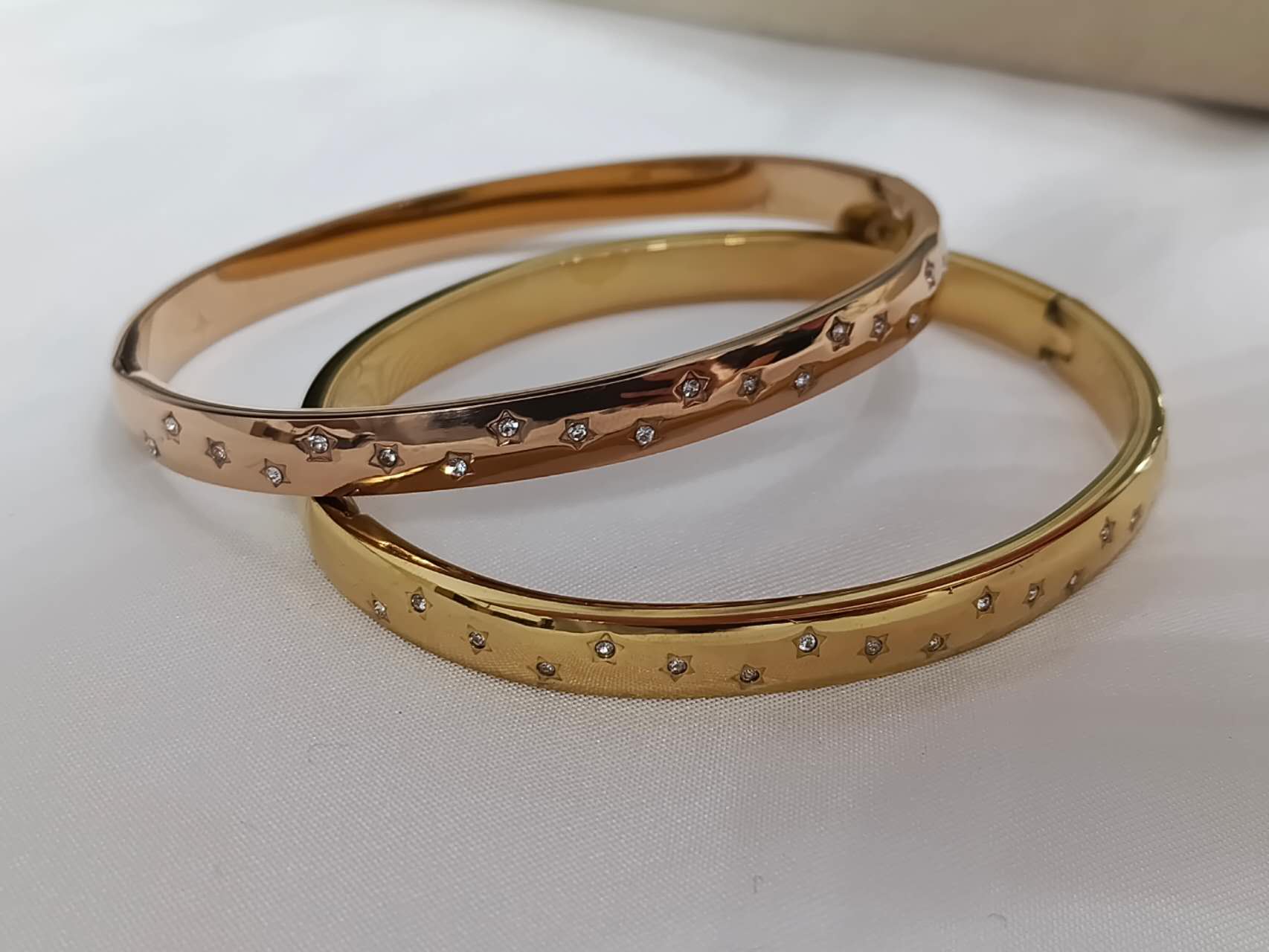 Brazalete ancho estrella polar circonita de acero inoxidable oro 18K waterproof