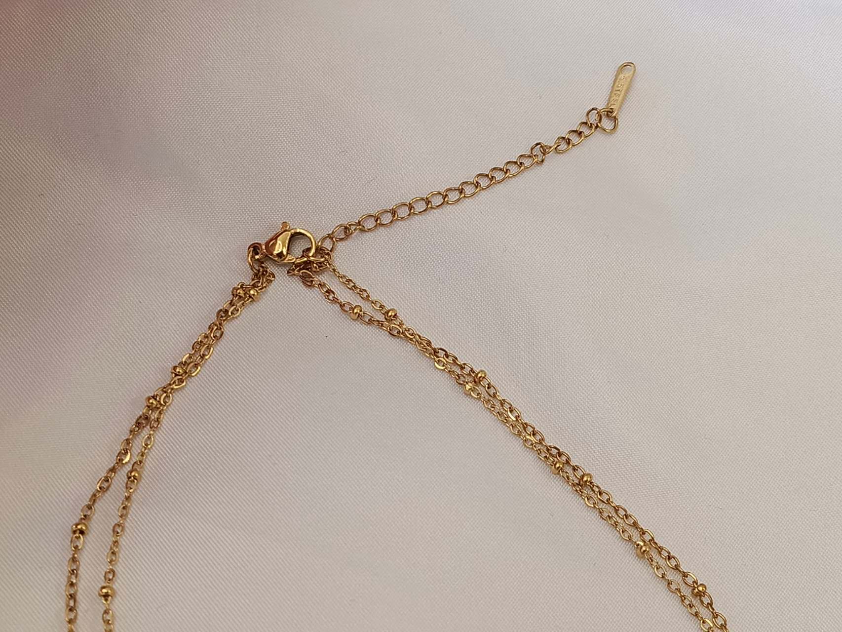 Collar en Y con doble cadena de cuentas bolitas con colgante trebol circonita de acero inoxidable oro 18K waterproof