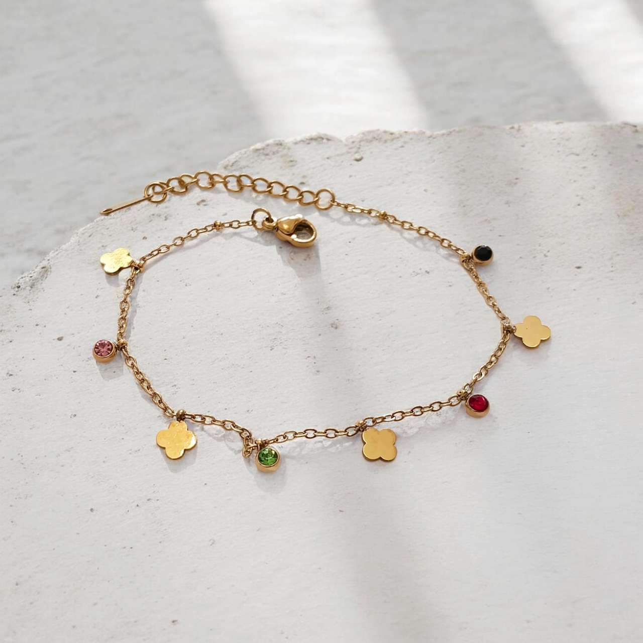 Pulsera de cuentas de hojas de trebol y circonitas multicolor de acero inoxidable oro 18K PVD waterproof