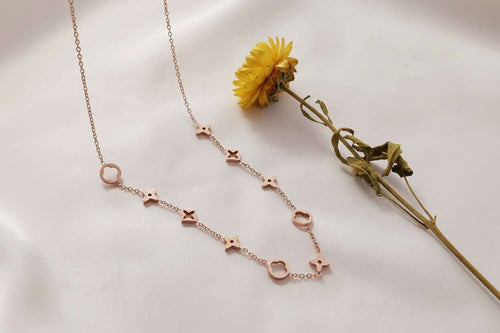Collar ajustable extensor de cuentas trebol acero inoxidable oro rosa 18K PVD waterproof tarnish-free