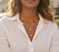 Collar de Doble Capa con Perlas Barrocas blancas, Acero Inoxidable PVD Oro, Ajustable