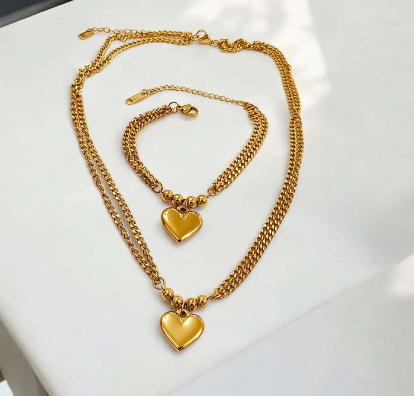 Set de joyas collar ajustable de doble cadena Cubana con colgante corazon grande y pulsera a juego de acero inoxidable oro 18K waterproof tarnish free