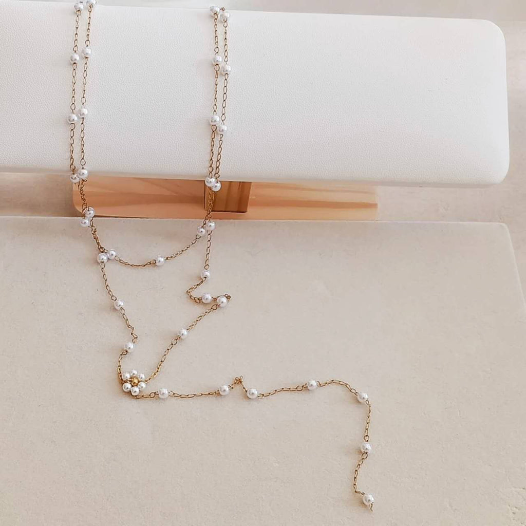 Collar largo de doble capa con cuentas de perlas blancas y flor blanca acero inoxidable oro 18K PVD Waterproof