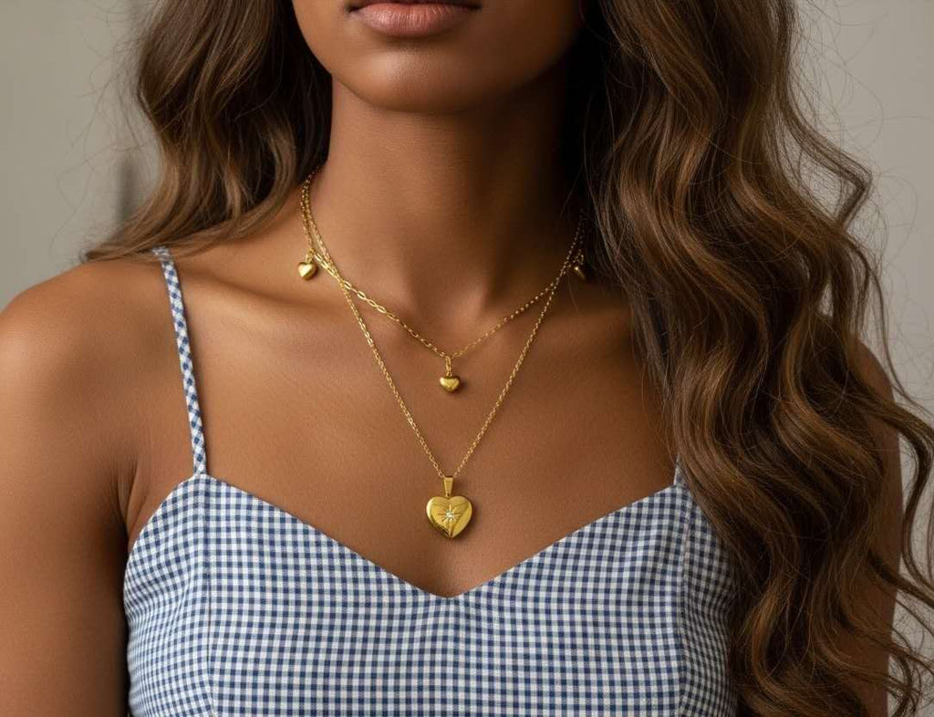 Collar doble capa estrella polar con circonita y corazones acero  baño de oro 18K PVD Waterproof