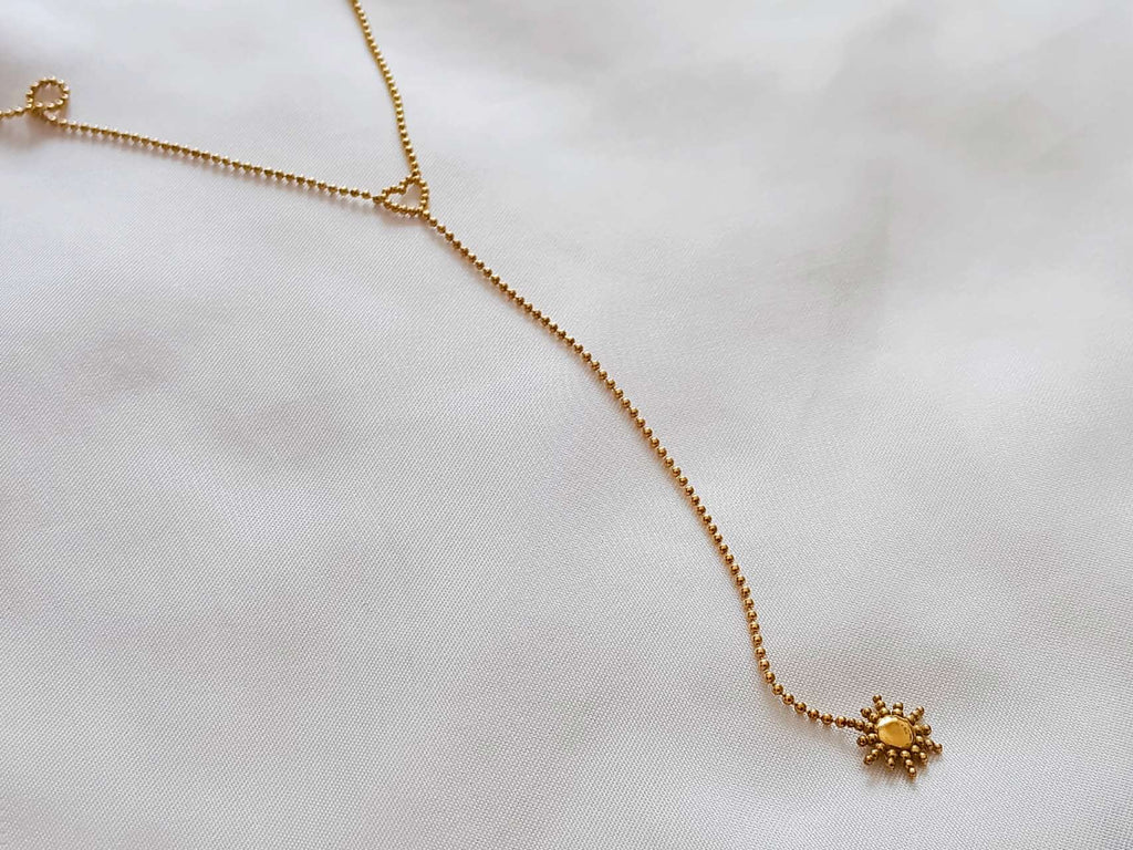 Collar en Y con colgante sol y corazon acero inoxidable oro 18K PVD waterproof tarnish-free