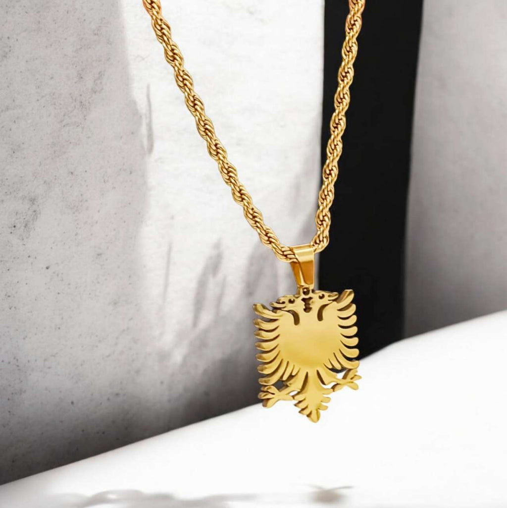 Collar largo de 60cm cadena de trenzas con colgante águila bicéfala albana de acero inoxidable oro 18K PVD Waterproof