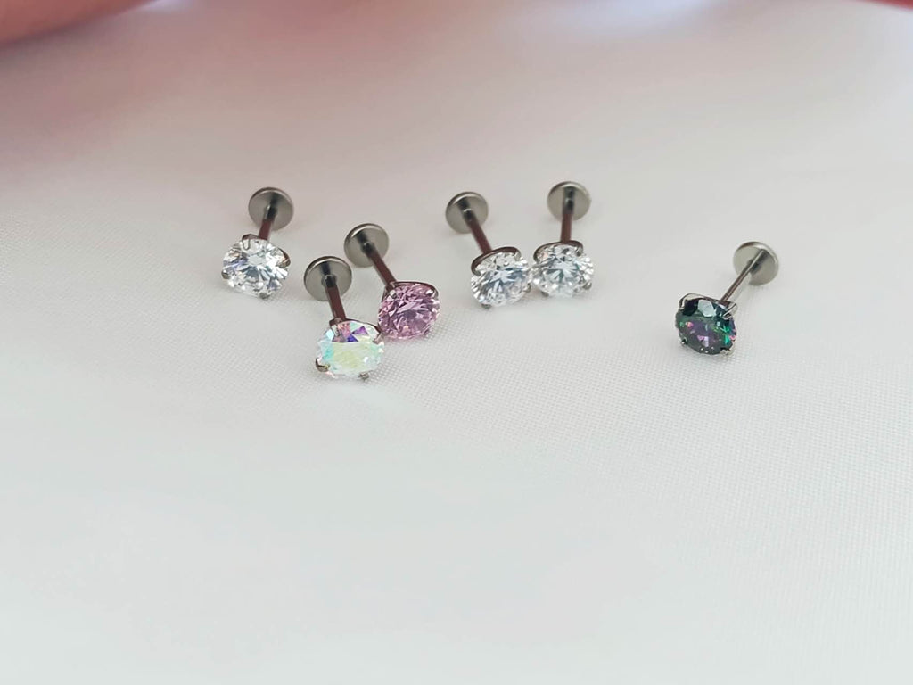 Pendientes de titanio engaste de 4 garras circonita rosa blanco y multicolor