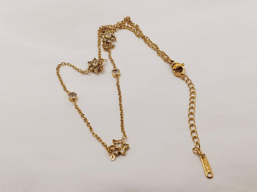 Esencia Floral Conjunto de Collar y Pendientes con Circonita de acero inoxidable oro 18K PVD Waterproof tarnish free