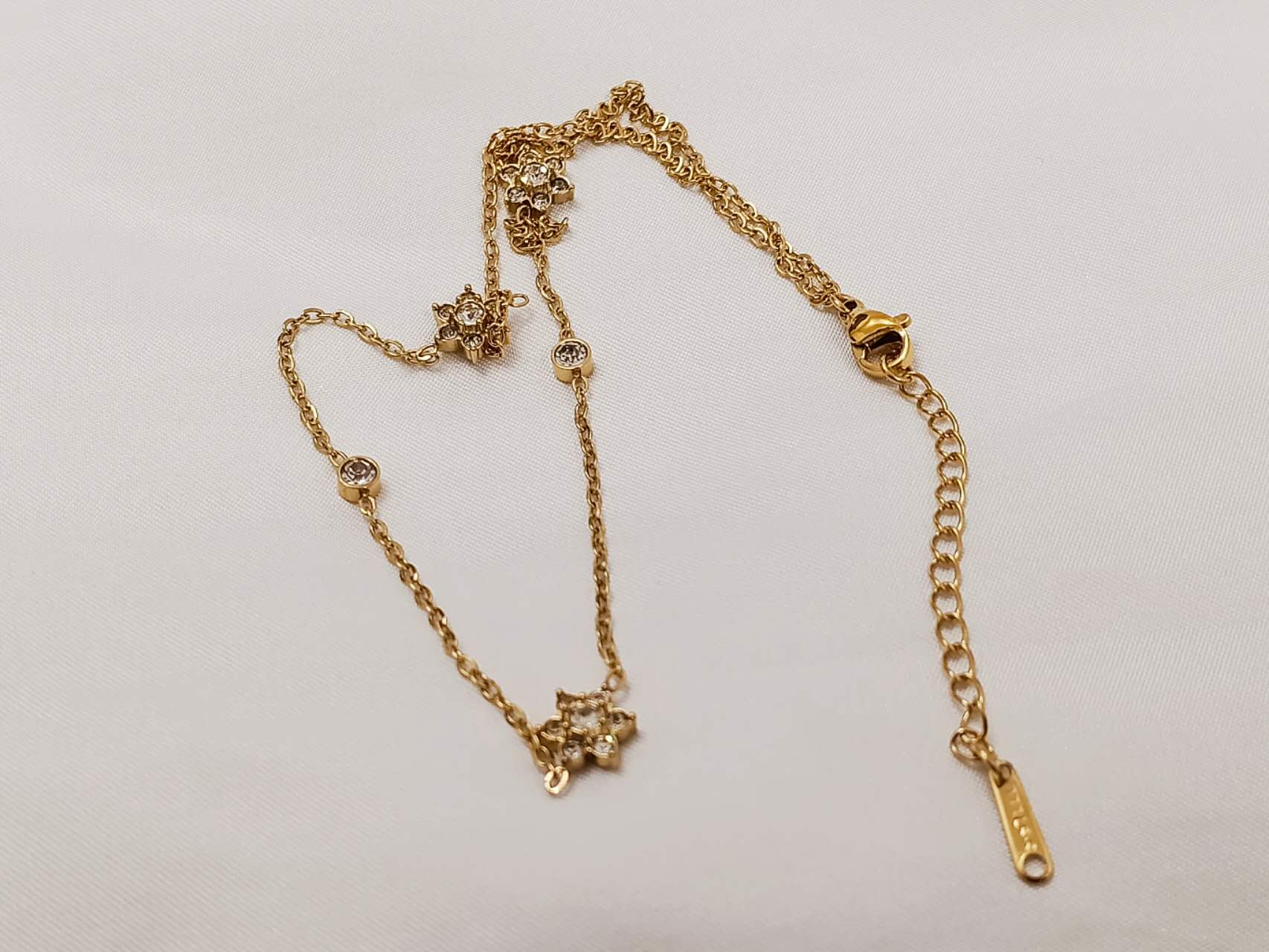 Esencia Floral Conjunto de Collar y Pendientes con Circonita de acero inoxidable oro 18K PVD Waterproof tarnish free
