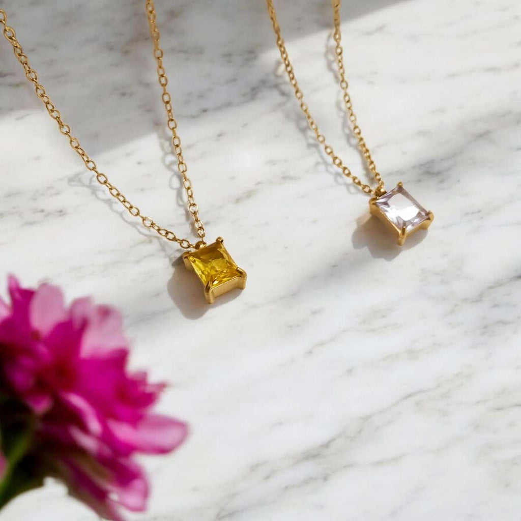 Collar ajustable con colgante cuadrado circonita amarilla de acero inoxidable oro 18K waterproof tarnish-free