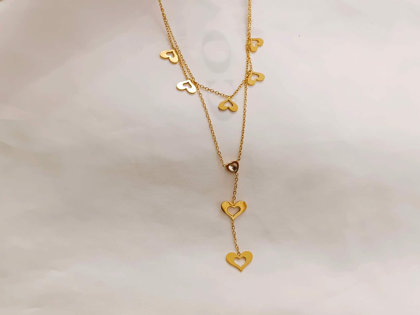 Collar ajustable con doble cadena en Y con colgantes corazones y circonita acero inoxidable oro 18K PVD waterproof