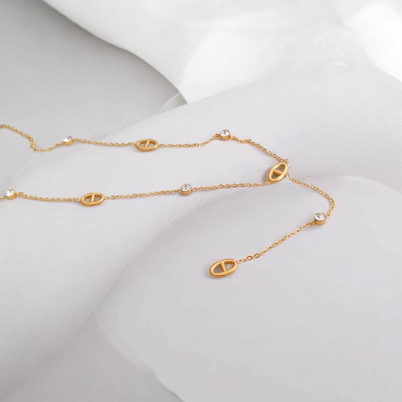 Collar extensor acero con Dijes de estilo marino intercalado y circonita oro 18K PVD Waterproof