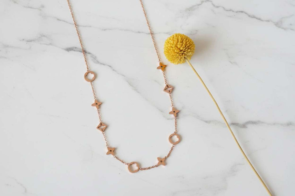 Collar ajustable extensor de cuentas trebol acero inoxidable oro rosa 18K PVD waterproof tarnish-free