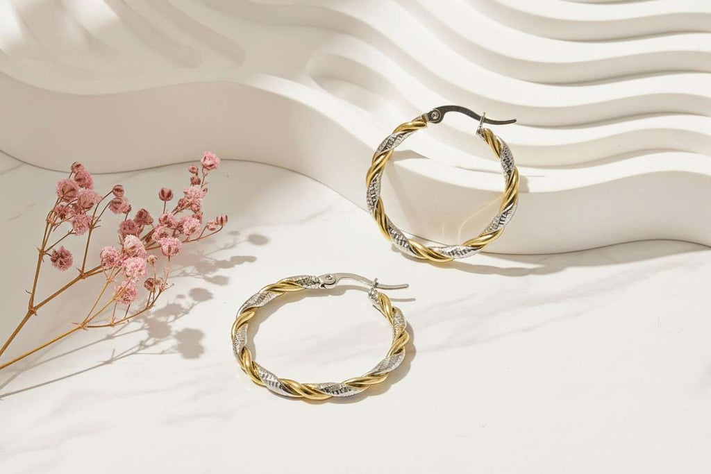Pendientes de aro bicolor trenzado italiano acero inoxidable oro 18K waterproof tarnish-free