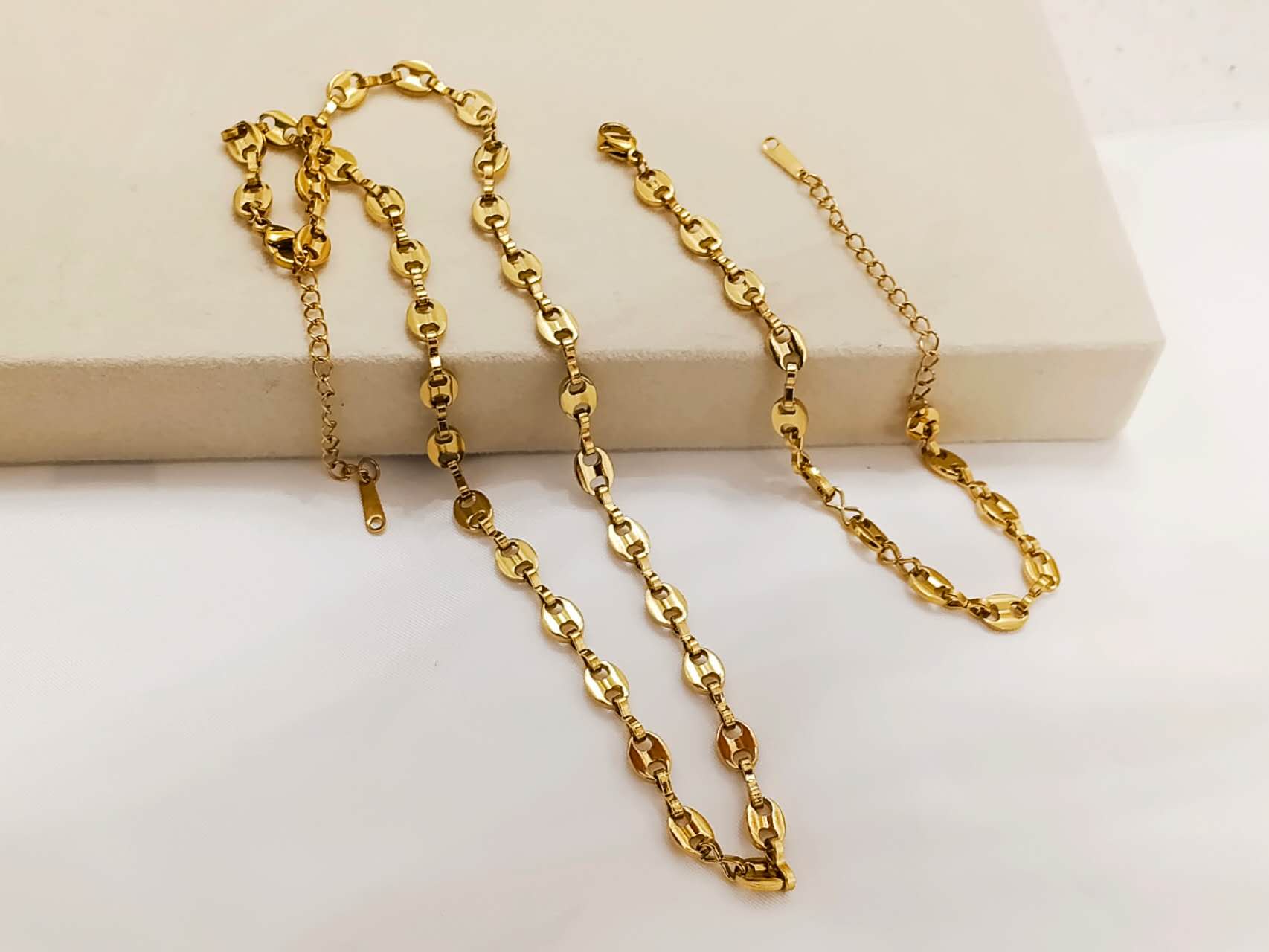Conjunto de joyas Collar ajustable greuso y pulsera a juego  Acero Inoxidable Oro 18K waterproof tarnish-free