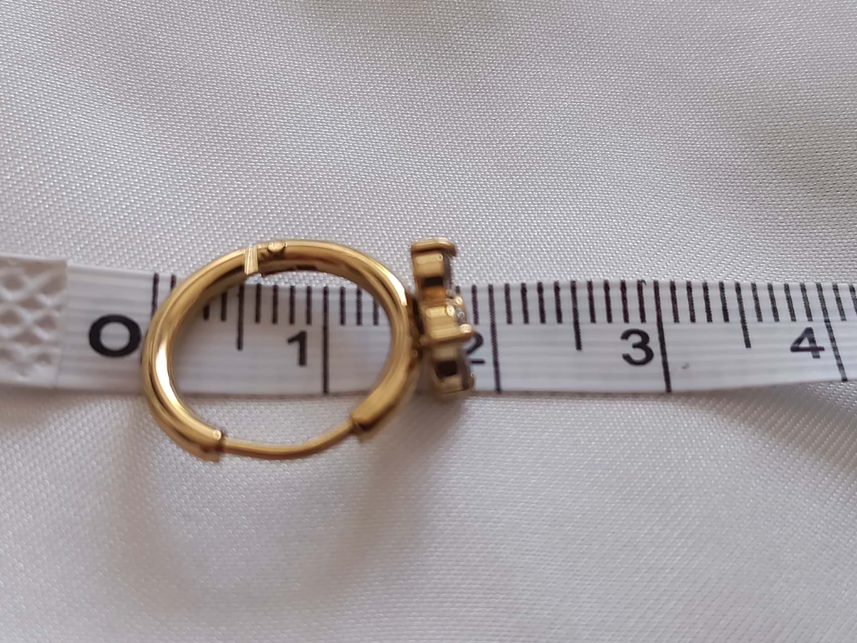 Pendientes de aros de forma Trébol circonita de acero inoxidable oro 18K PVD Waterproof