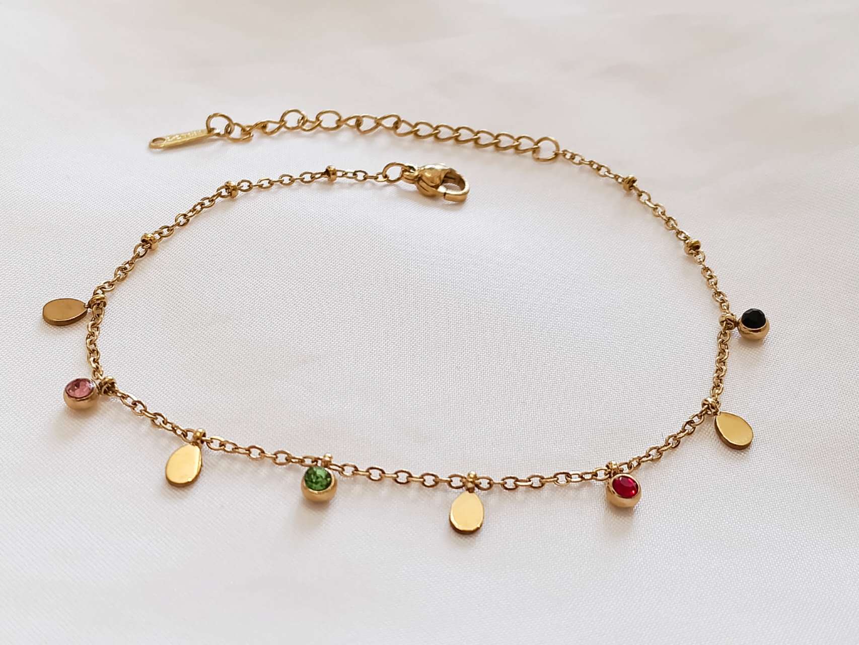 Tobillera anklet con charms de gota de agua y circonitas multicolor de acero inoxidable oro 18K waterproof