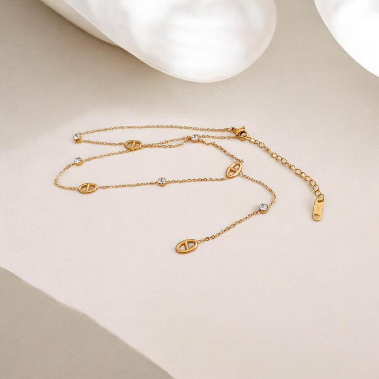 Collar extensor acero con Dijes de estilo marino intercalado y circonita oro 18K PVD Waterproof